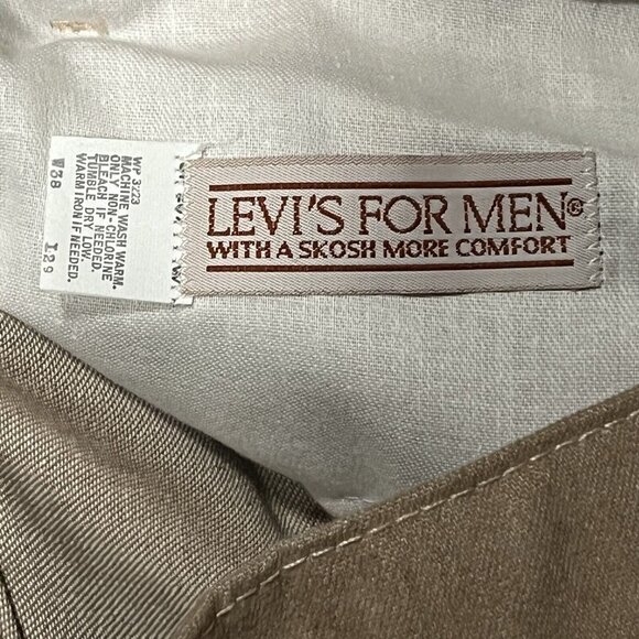 VTG NWT Levi’s Signature Action Jeans 38x29 Skosh More Room Cotton Blend Tan NWT - Picture 8 of 8
